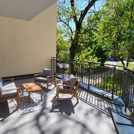 Komfortowy Apartament Przy Bramie Targowej Z Tarasem- Old Town Elblag Ngoại thất bức ảnh