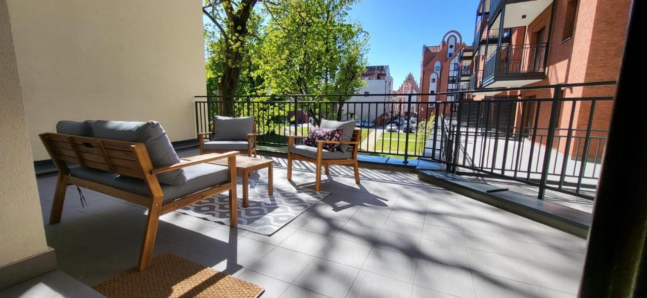 Komfortowy Apartament Przy Bramie Targowej Z Tarasem- Old Town Elblag Ngoại thất bức ảnh