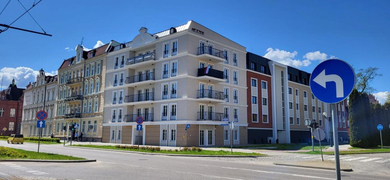 Komfortowy Apartament Przy Bramie Targowej Z Tarasem- Old Town Elblag Ngoại thất bức ảnh