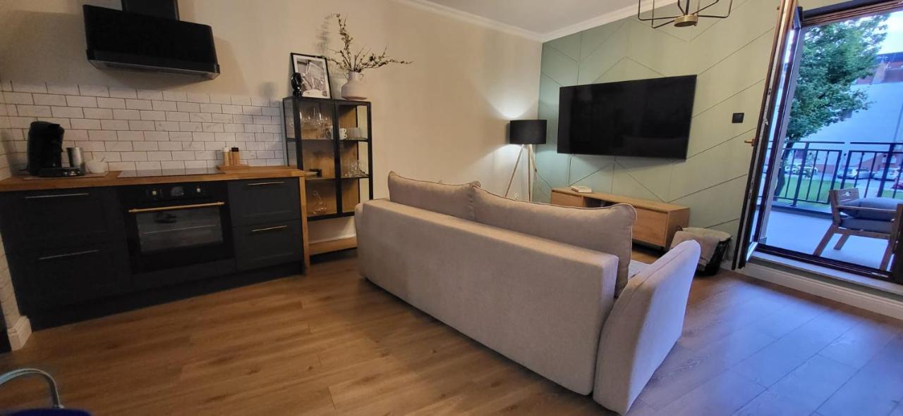 Komfortowy Apartament Przy Bramie Targowej Z Tarasem- Old Town Elblag Ngoại thất bức ảnh